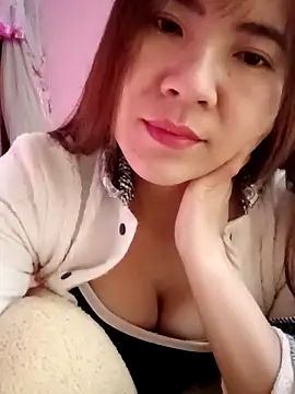 Lily-ross22 online show from January 5, 5:27 pm