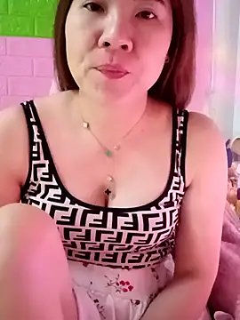 Lily-ross22 online show from February 14, 3:29 am