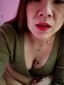 Lily-ross22 online show from January 12, 5:09 pm