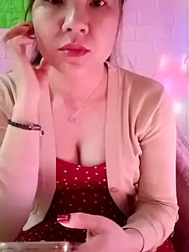 Lily-ross22 online show from March 15, 2:51 am