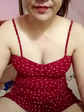 Lily-ross22 online show from May 28, 11:32 pm
