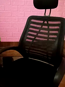 Lily-ross22 online show from June 13, 4:21 am