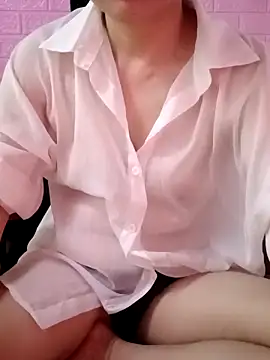 Lily-ross22 online show from April 22, 5:58 am