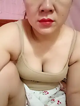 Lily-ross22 online show from July 9, 2:23 am