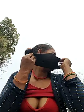 Punam panjabi online show from December 22, 10:26 am