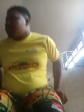 LovelyHughes online show from February 7, 11:29 am