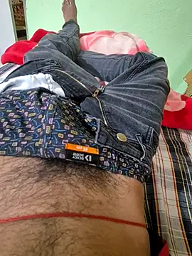 telugupillodu001 online show from November 29, 10:59 am