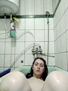 Snapshot of LoweredLockout chatting on February 19, 8:06 pm LoweredLockout online show from February 19, 8:06 pm