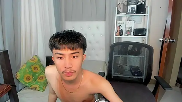 xsianhotcocxx online show from January 8, 5:02 am