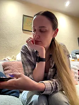 TomilaSi online show from December 22, 9:26 pm