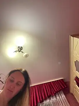 TomilaSi online show from February 17, 8:28 pm