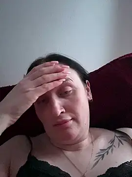 TomilaSi online show from February 5, 10:49 pm