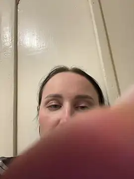 TomilaSi online show from February 15, 2:12 am