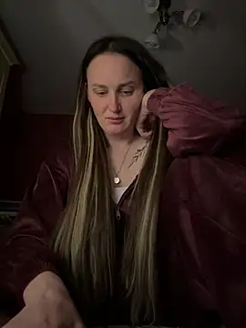 TomilaSi online show from March 18, 7:59 pm