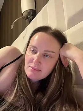 TomilaSi online show from April 15, 7:18 pm