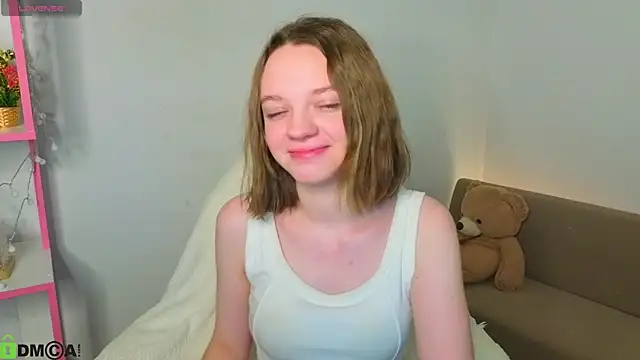 Olivia Riesz online show from February 18, 1:25 am