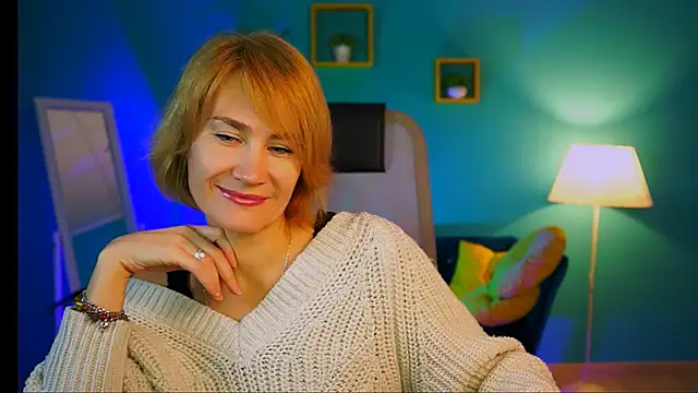 DanaRyan  online show from December 1, 9:10 am