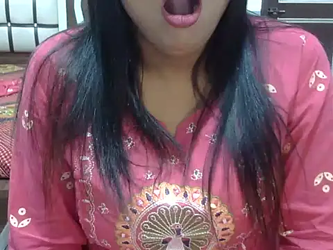 Snapshot of Harmanjeet_kaur chatting on June 19, 5:24 am Harmanjeet kaur online show from June 19, 5:24 am