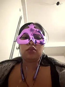 aarti03fb online show from January 11, 9:33 pm