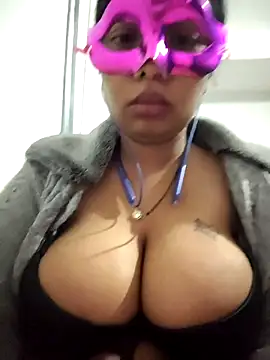 aarti03fb online show from January 6, 6:23 pm