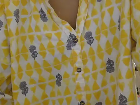 cute mahira online show from April 3, 5:08 pm