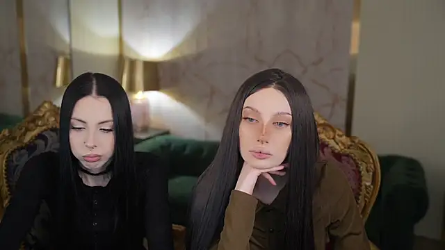 Dacota love online show from April 2, 10:33 am