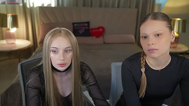 Dacota love online show from March 19, 11:32 am