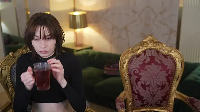 Dacota love online show from December 4, 11:20 am