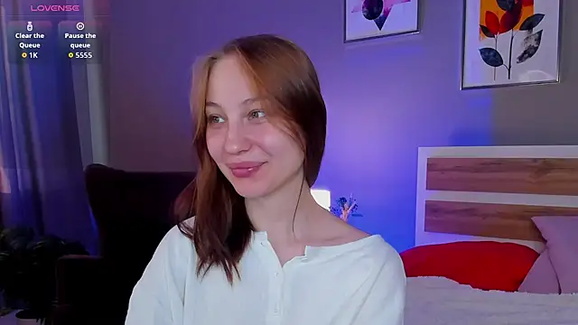 lally cute online show from February 28, 11:32 am