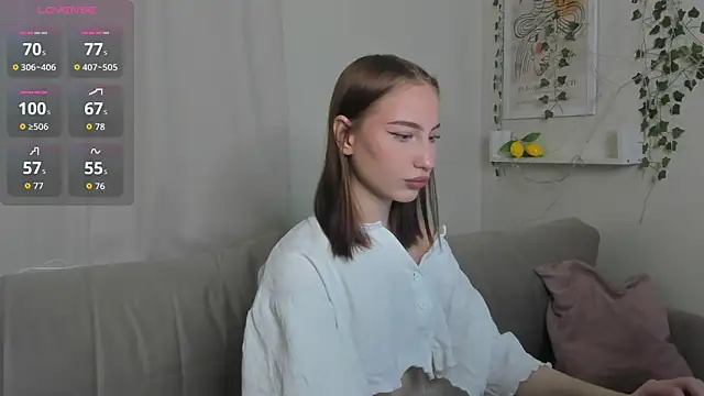 lally cute online show from December 17, 11:26 am