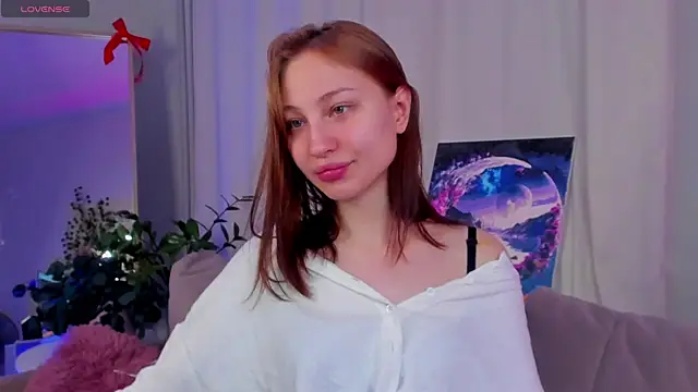 lally cute online show from February 21, 11:12 am