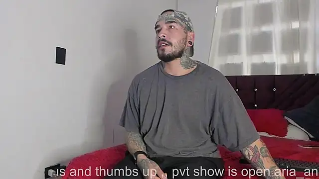 ARIA AND NICK online show from January 10, 1:28 pm