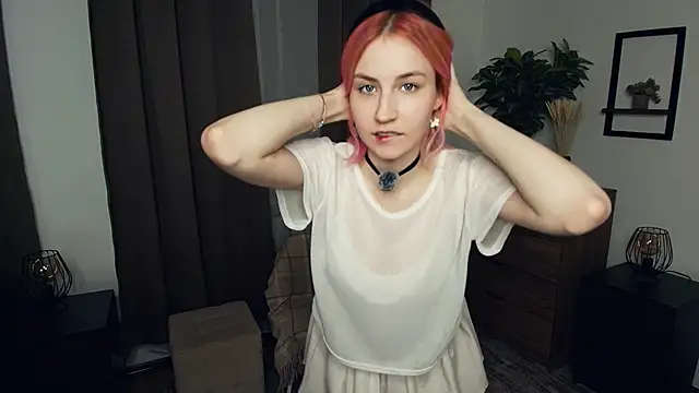 Snapshot of JenaePilkenton chatting on December 3, 8:47 am JenaePilkenton online show from December 3, 8:47 am