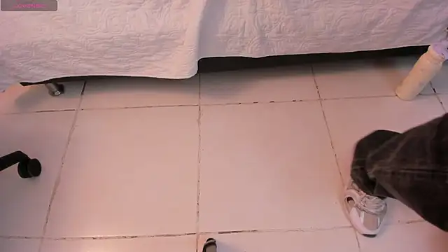 ariawhite1 online show from November 26, 11:54 am