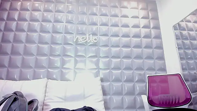 sol-angel online show from December 20, 3:59 pm