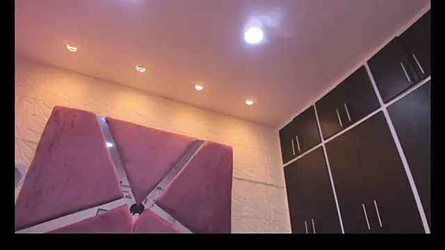 Snapshot of sol-angel chatting on June 17, 3:55 pm sol-angel online show from June 17, 3:55 pm