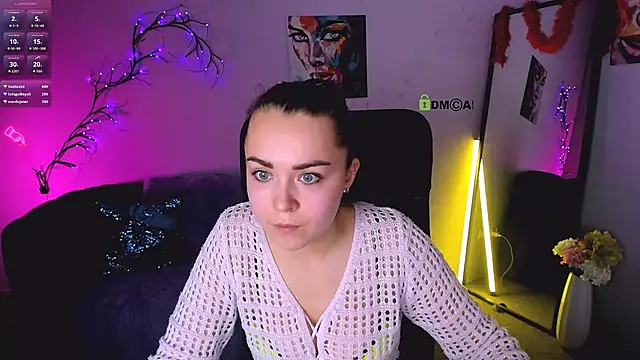 Snapshot of miss_toxic69 chatting on December 4, 1:10 pm miss toxic69 online show from December 4, 1:10 pm