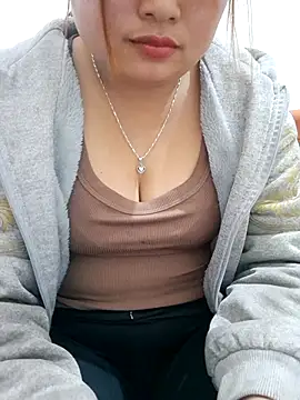 mai-mai-97 online show from March 4, 6:43 am