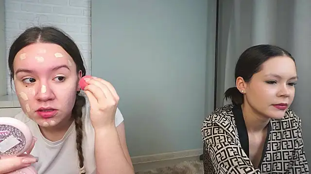 VirginiaRowe online show from January 13, 1:15 pm