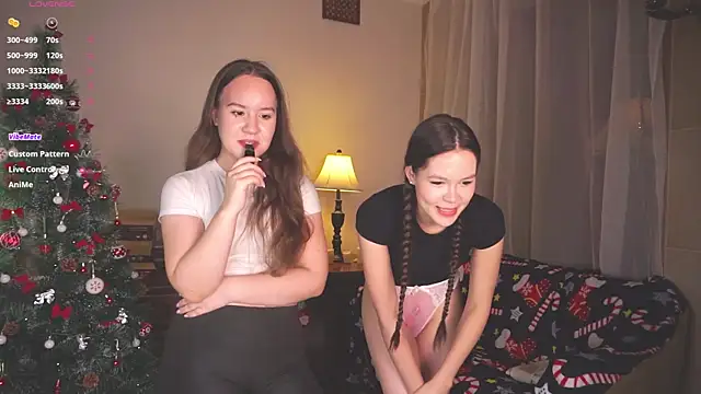 VirginiaRowe online show from December 4, 1:32 pm