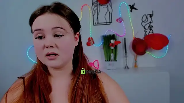 candy flossie1 online show from February 12, 11:21 am