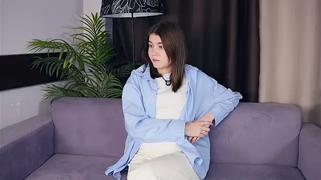 Snapshot of ZulaRattan chatting on November 25, 6:14 am ZulaRattan online show from November 25, 6:14 am