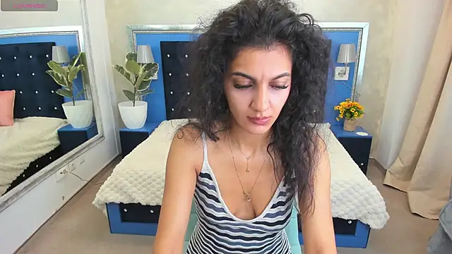 Yasminehot online show from December 3, 8:14 am