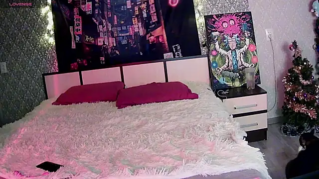 Closer to us online show from January 11, 2:35 pm