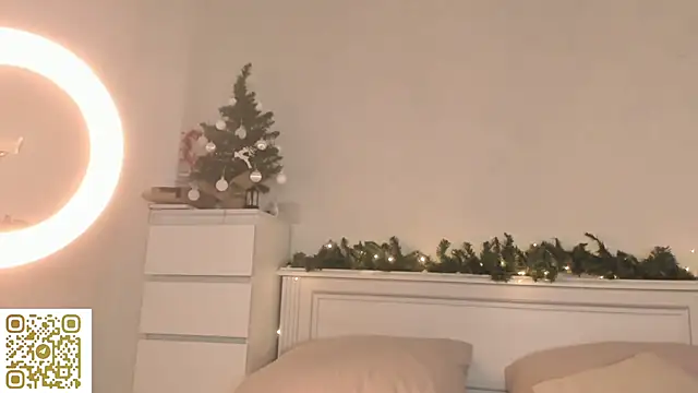 AmyForYouu online show from January 10, 1:23 am