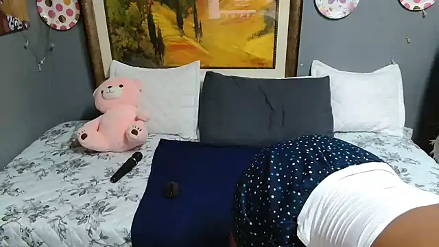 JuicyEbonyGoddess online show from February 3, 4:34 pm