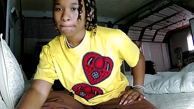 JuicyEbonyGoddess online show from April 21, 12:23 pm