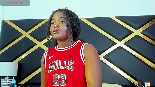 IrisHerrera  online show from December 1, 12:28 pm