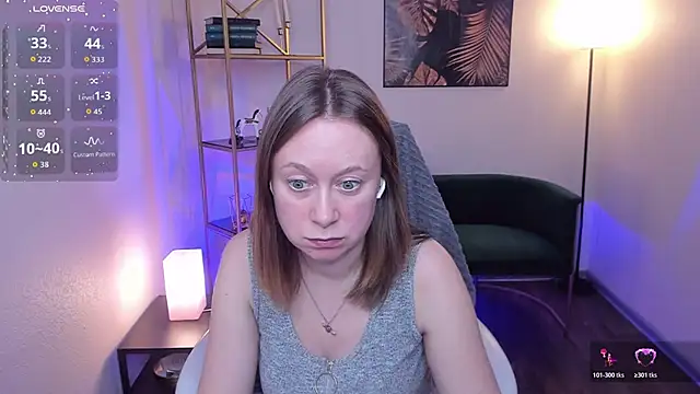 Brooke lover online show from April 8, 8:54 pm