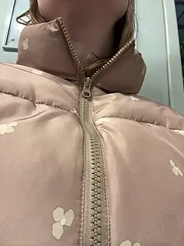 Brooke lover online show from April 12, 7:06 pm